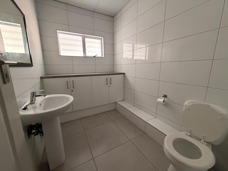 To Let Commercial Property for Rent in Walmer Eastern Cape